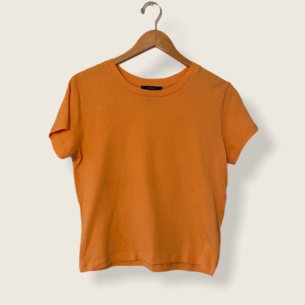 🌵4/$20 Orange Forever 21 Basic Tee